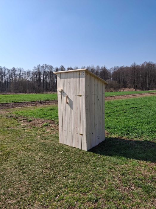 Wc na działkę, toaleta drewniana