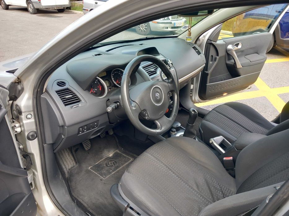 Renault Mégane II 1.5 DCi Dynamique Luxe - 5Portas (03/2006)