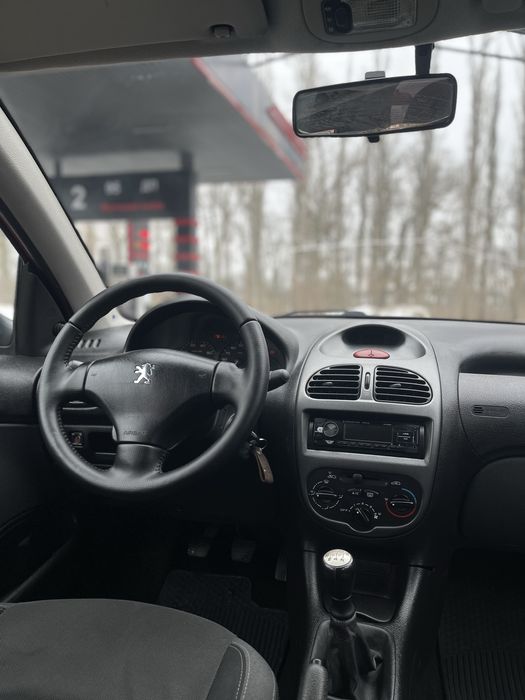 Продам Peugeot 206 1.4 Бензин Кондиционер ОБМЕН