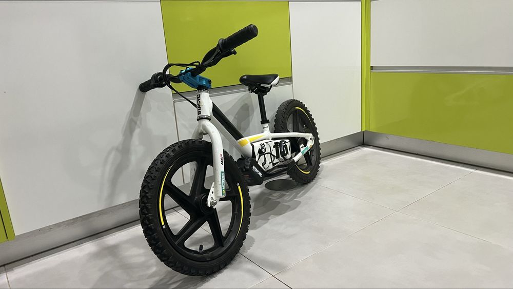 Bicicleta eletrica husqvarna  roda 16
