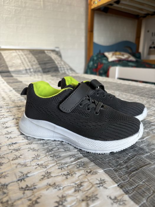 Кросівки для хлопчика 30 р (17,5-18 см устілка)