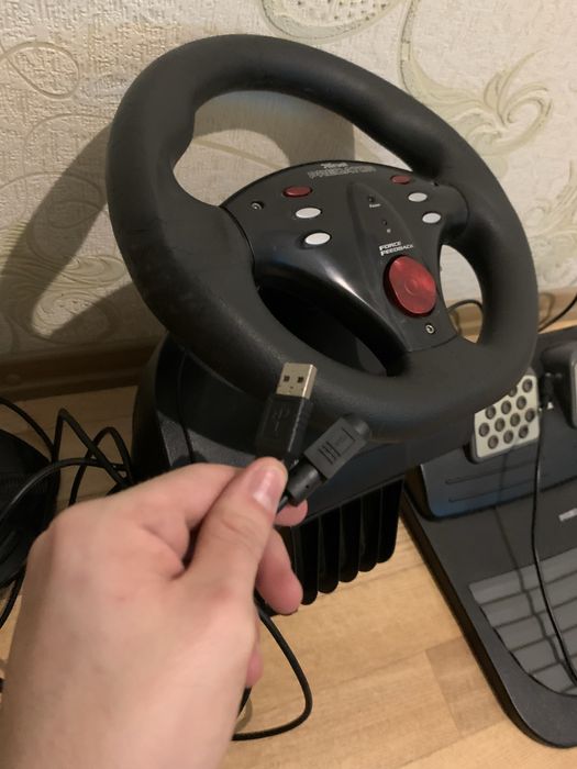 Игровой руль от Trust