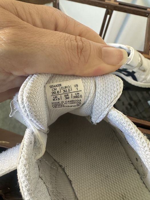 Sapatilha asics crianca tam 32,5