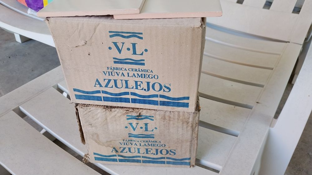 Azulejos Viúva de Lamego novos