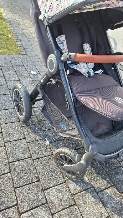 Wózek spacerowy Petite&Mars Street +