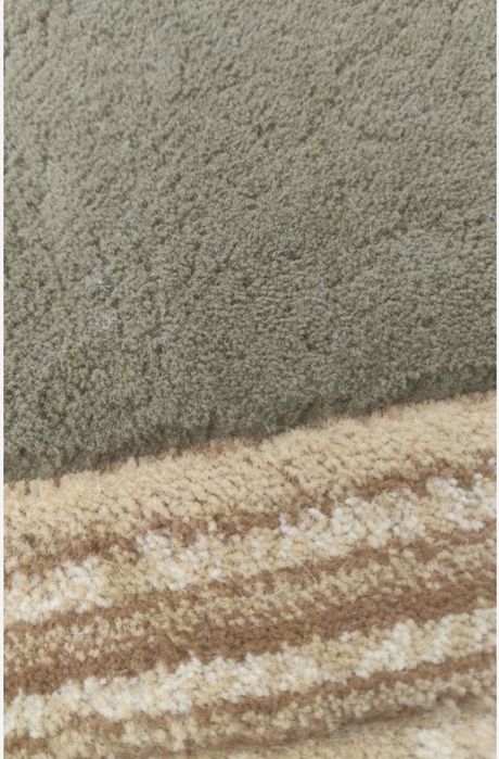 Килим овальний оливково-бежевий, подушка ортопедична