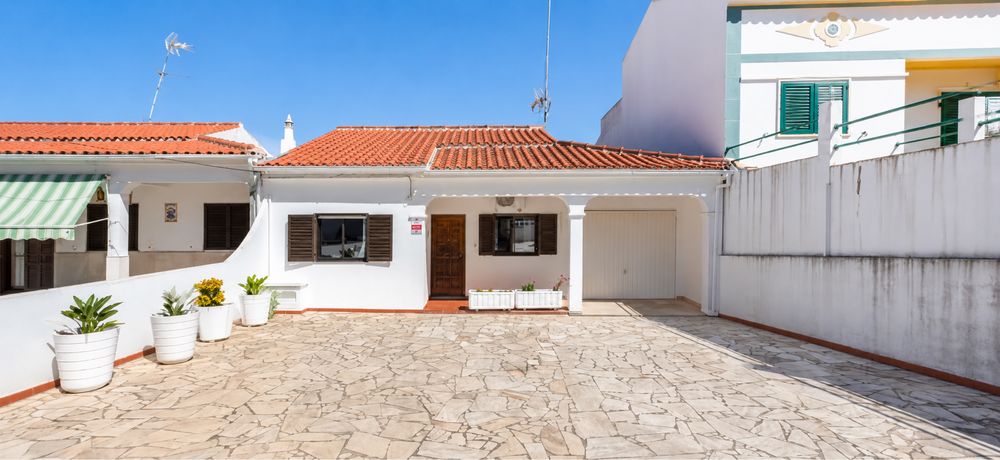 Moradia V2 com Piscina  -  FERIAS - Castro Marim -