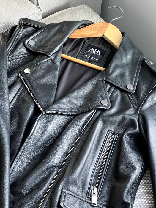 Шкіряна жіноча куртка ZARA