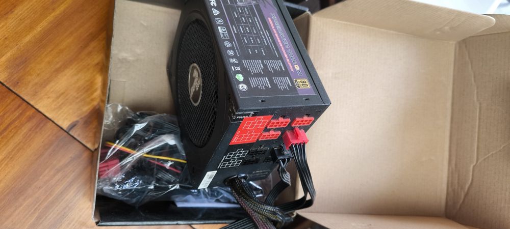 Fonte alimentação Aerocool XPredator 1000GM 1000W power supply