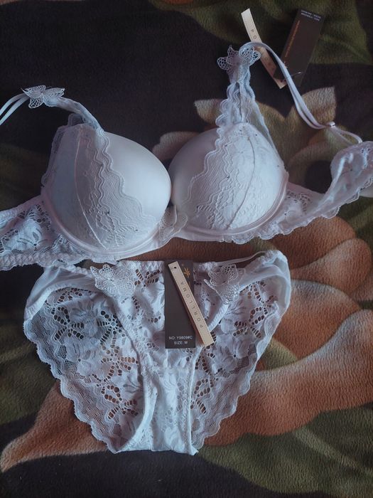 Жіноча білизна!!