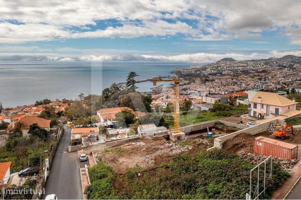 Lote de 520m2 - Quinta do Faial (Sta. Maria Maior) - Funchal