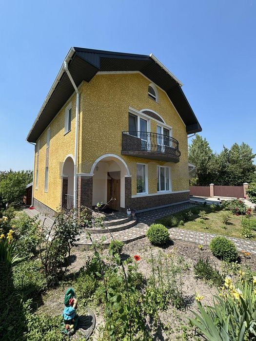Продаж будинку 209 м2  %. 10сот. Святопетрівське