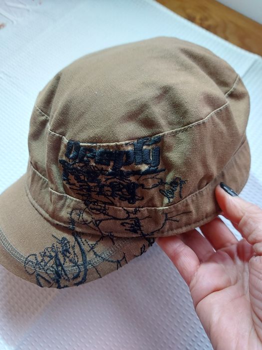 Boné da Deeply - Cor Caqui - Tam° 58.