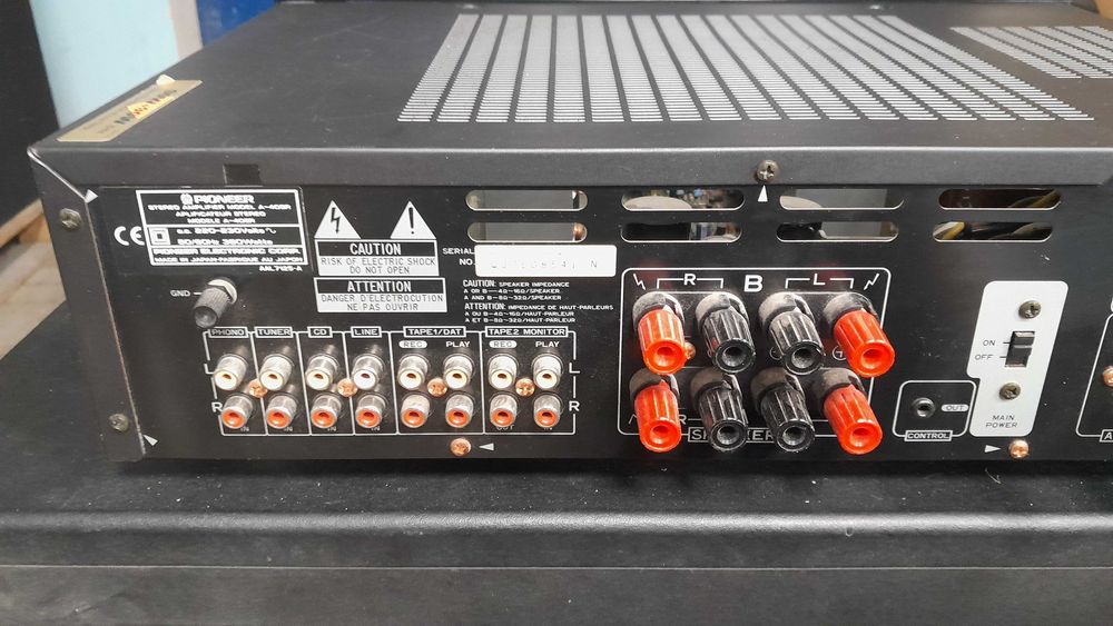 Wzmacniacz PIONEER A-405R