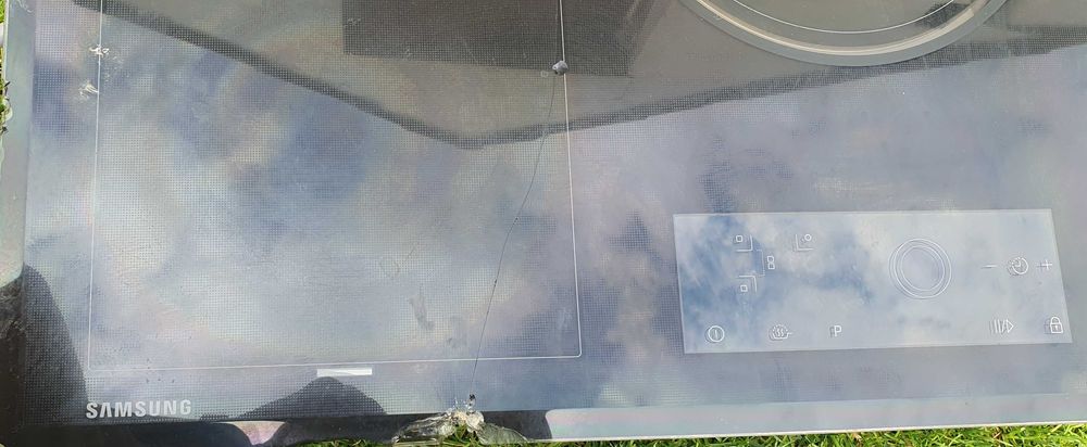 Płyta indukcyjna Samsung NZ63J9770EK ,uszkodzona