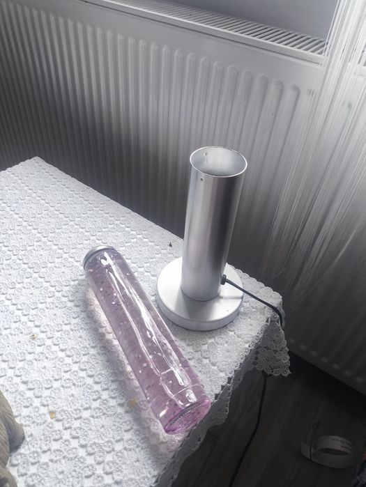 Lampka dekoracyjna z płynem