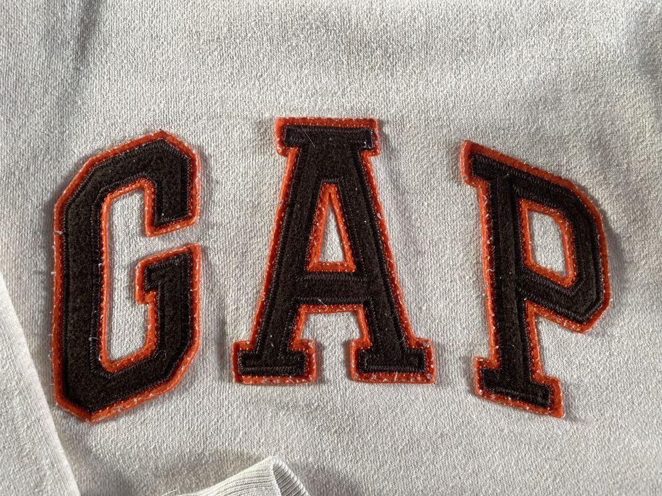 Худи gap вышитое лого