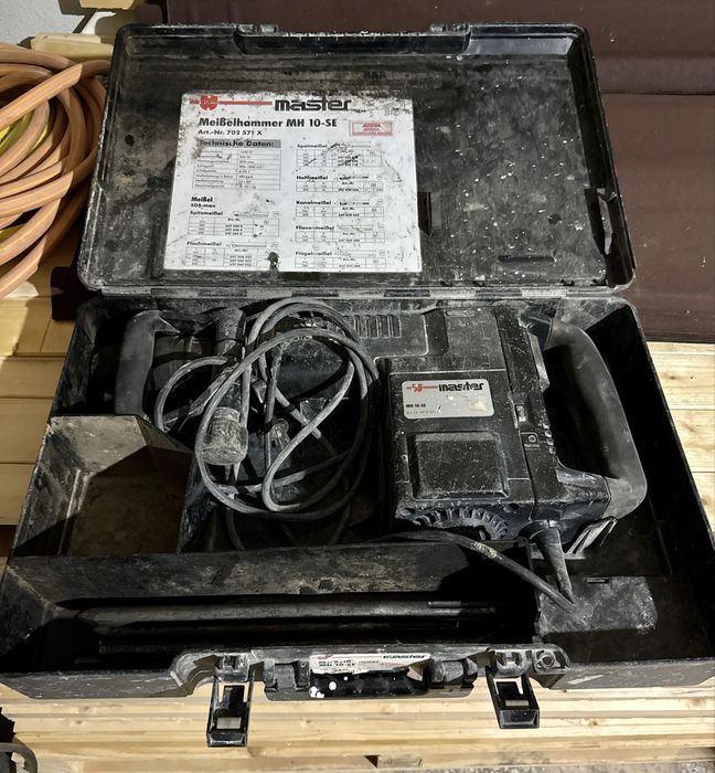 Martelo electrico tamanho grande 3 marca wurth e 2 milwauke
