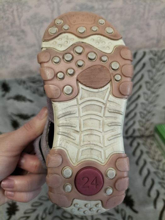 Сандалі для дівчинки