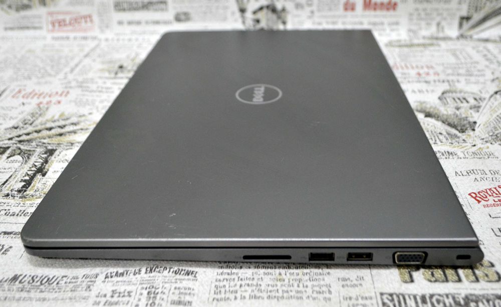 Игровой  Dell 5568: 15.6"i7-7500U/8GB/256SSD/940MX-4GB .С гарантией