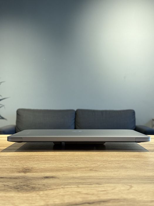 MacBook Air 13 2020 intel i3 1.1ghz 8/128gb ! Гарантія від магазину !