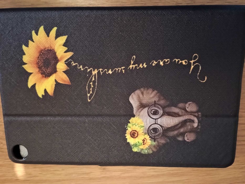Zapinane etui na tablet