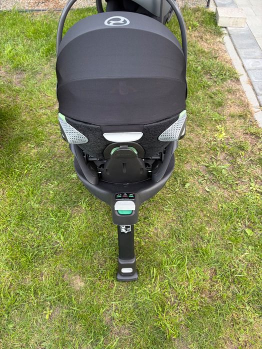 Автокрісло Cybex Cloud T