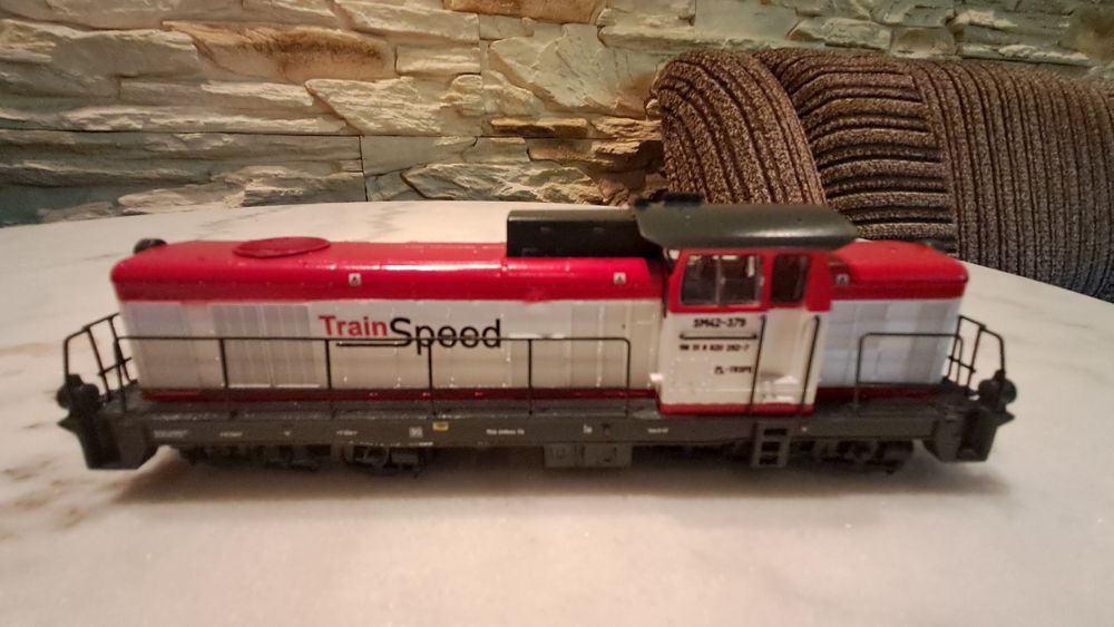 Spalinowóz SM42 Speed Train h0