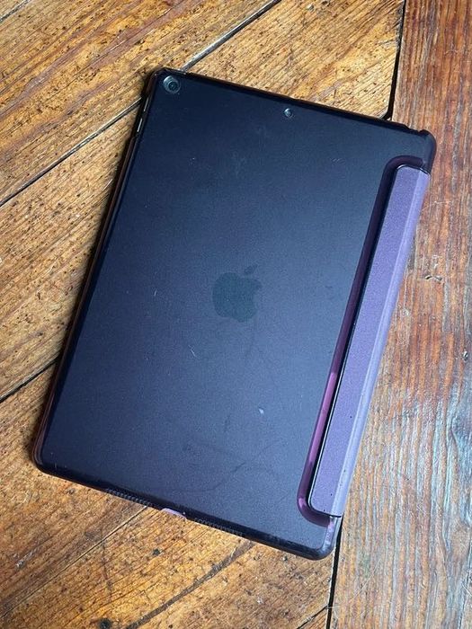 iPad 10.2 (2021) 9ª geração 64 Gb - WiFi - Cinzento Sideral