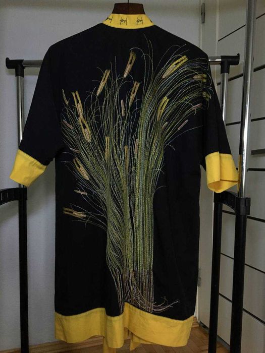 Чорне Кимоно ручной вышивки