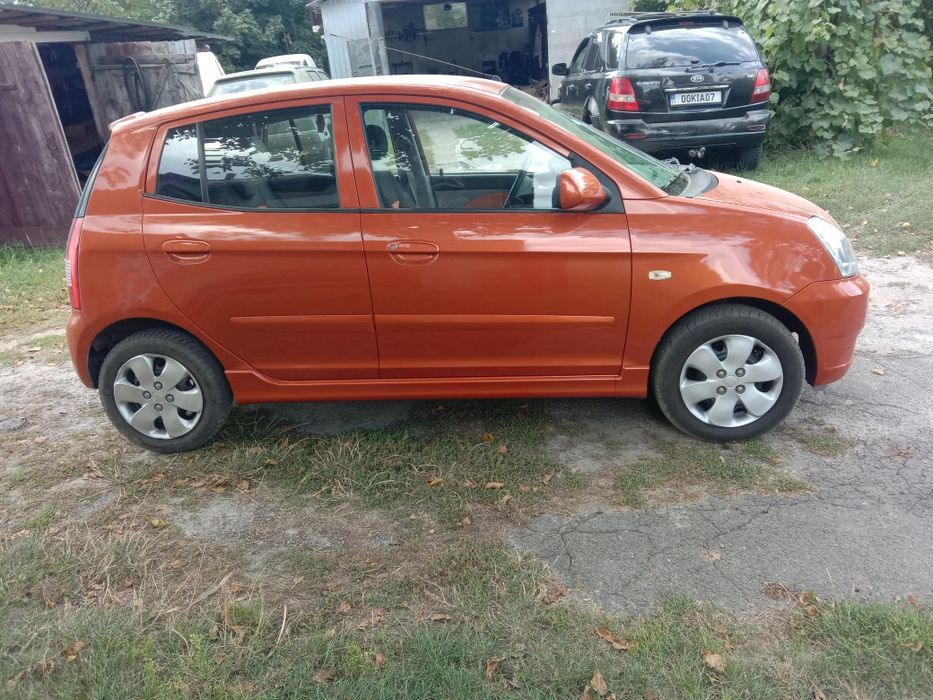 Продаю kia picanto 1.1 автомат