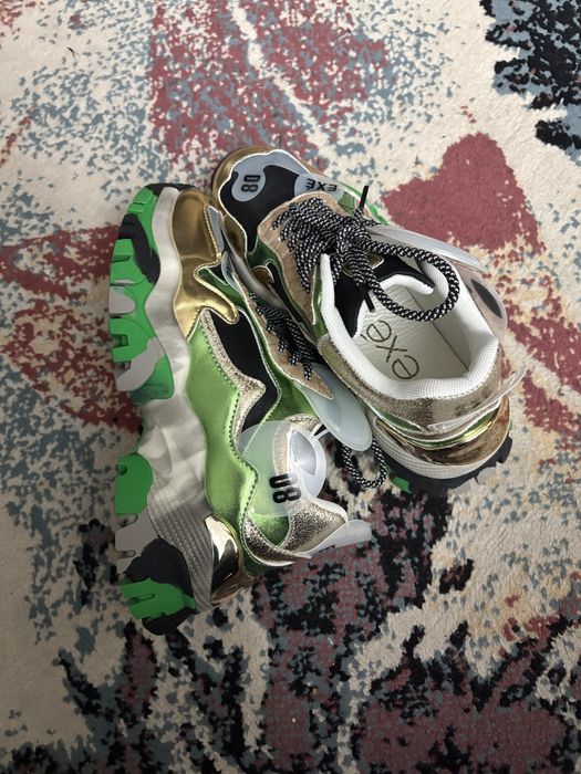 Sapatilhas marca EXE