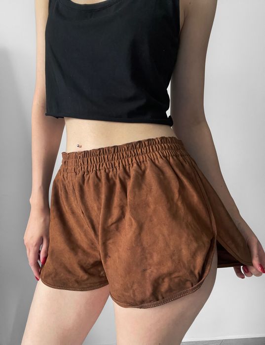 Szorty krótkie spodenki skórzane 100% skóra naturalna premium GANNI