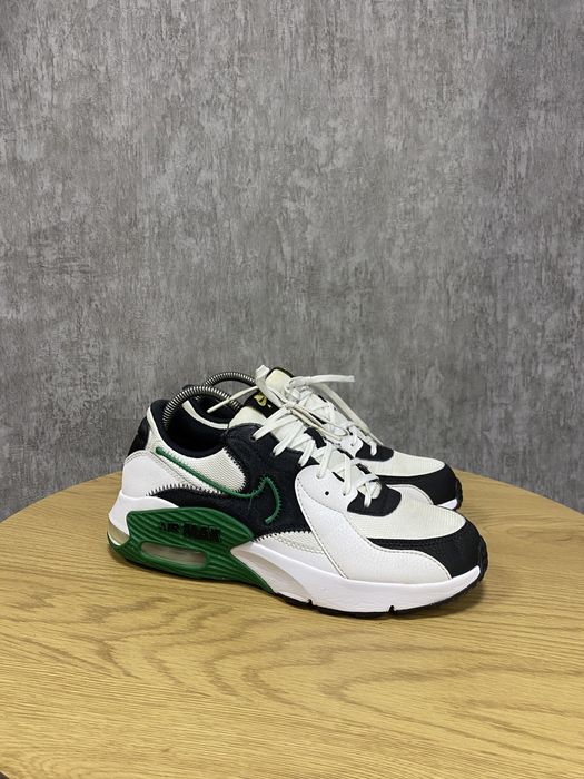 Оригінальні чоловічі кросівки Nike Air Max Excee.