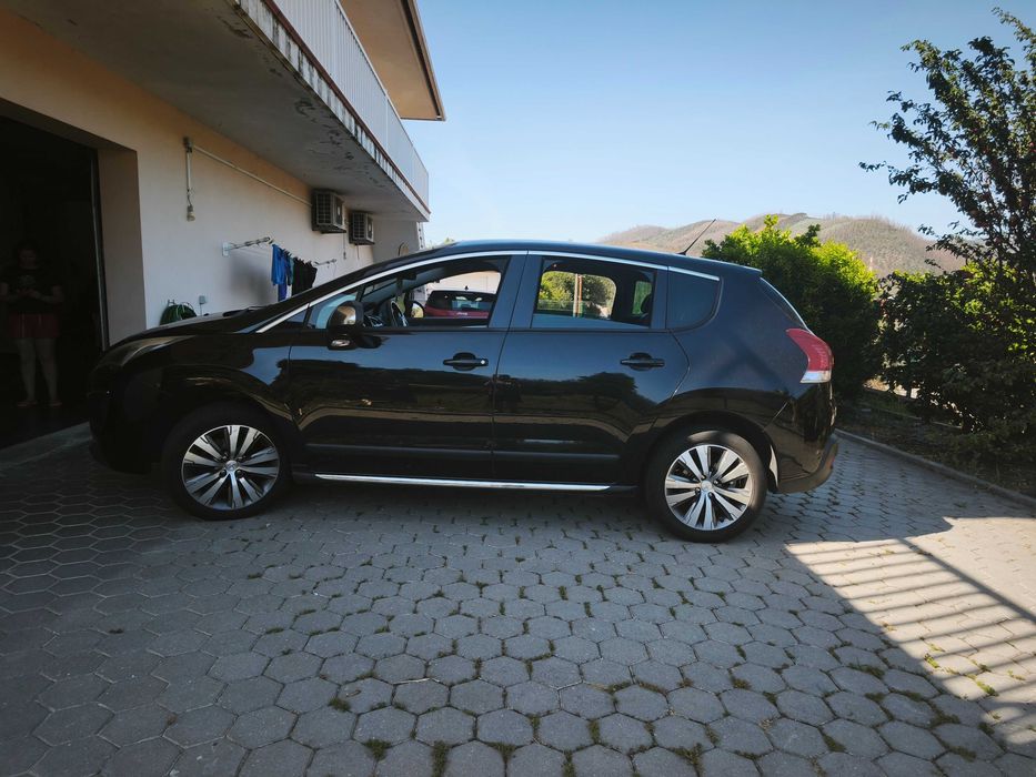 Peugeot 3008 1.6HDI ALLURE