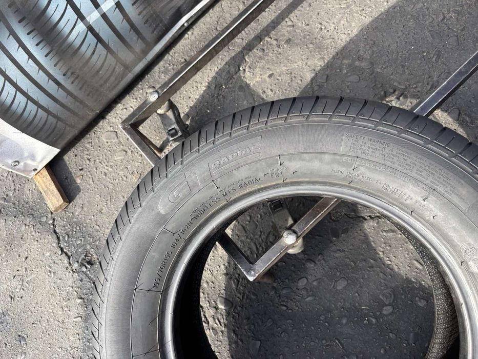 Шини  195/70 R15C пара KargoMax   літо 7,7мм  195 70 15C