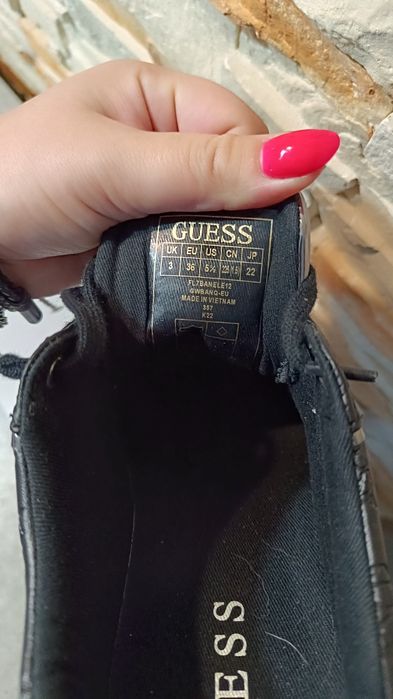 Buty damskie Guess