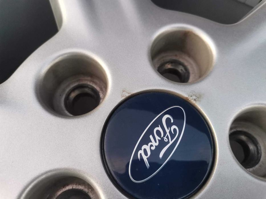 Felgi FORD KUGA Mondeo Focus S-Max 7Jx17H2 5x108 ET50 TPMS