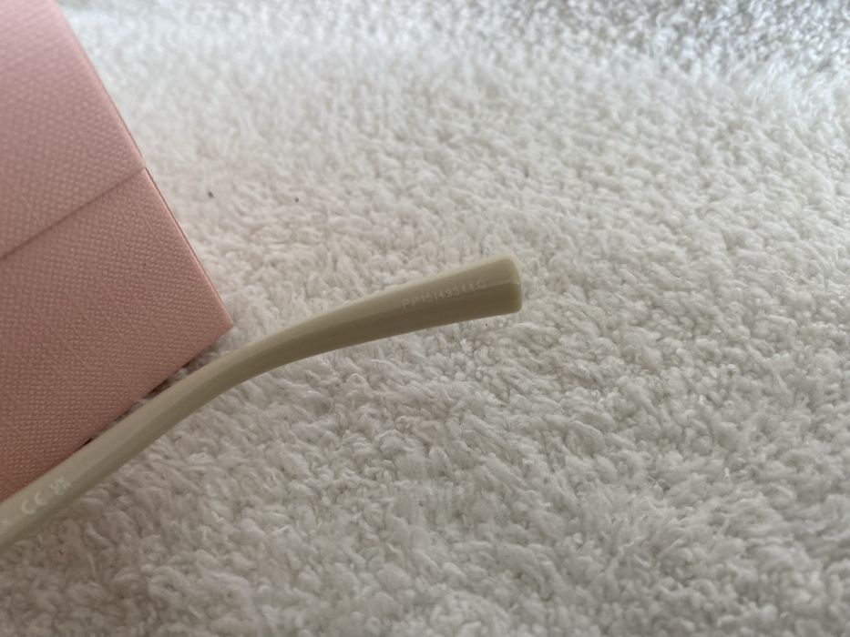 Okulary Miu Miu SMU A01