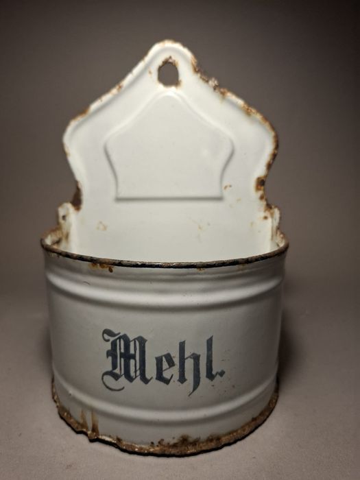 Pojemnik emaliowany na mąkę