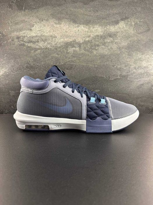 Кросівки чоловічі Nike Lebron Witness Viii Blue (FB2239-400) (51,5)