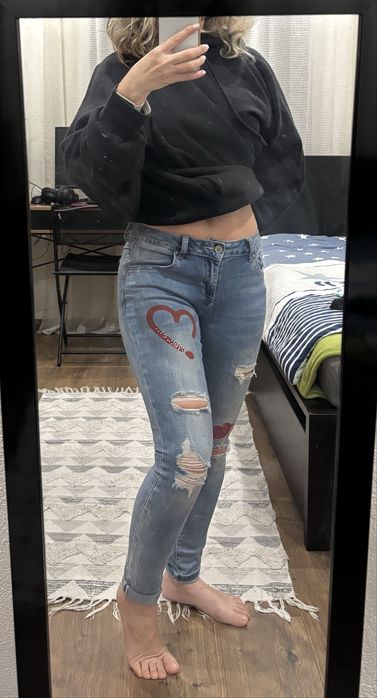 Calças ganga rasgadas