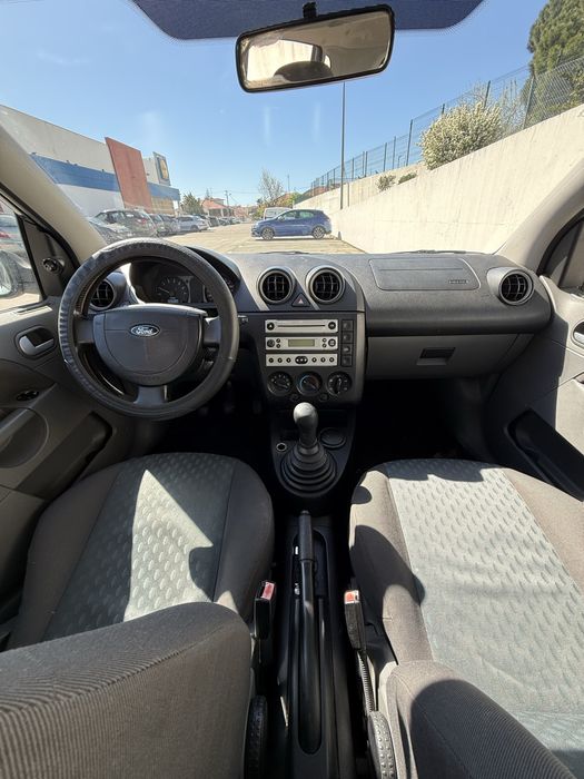 Ford Fiesta 1.6 Gasolina