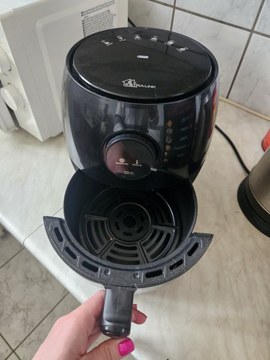 Sprzedam Airfryer .