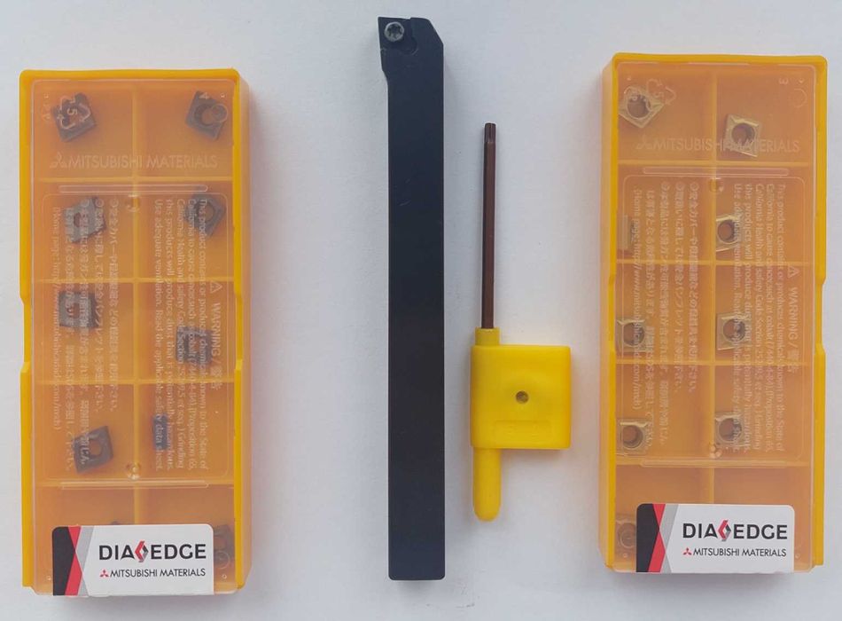 Токарный резец проходной 10х10 мм SCLCR1010H06 и 20 пластин CCMT060204