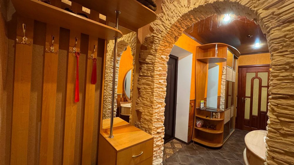 2 кімнатна квартира в центрі Житомира!