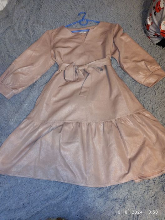 Продам  плаття ..