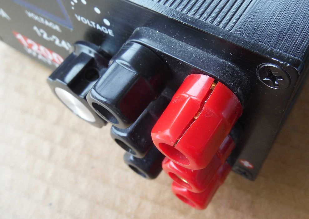 Блок живлення 50 А для зарядних станцій Chargery Power S1200