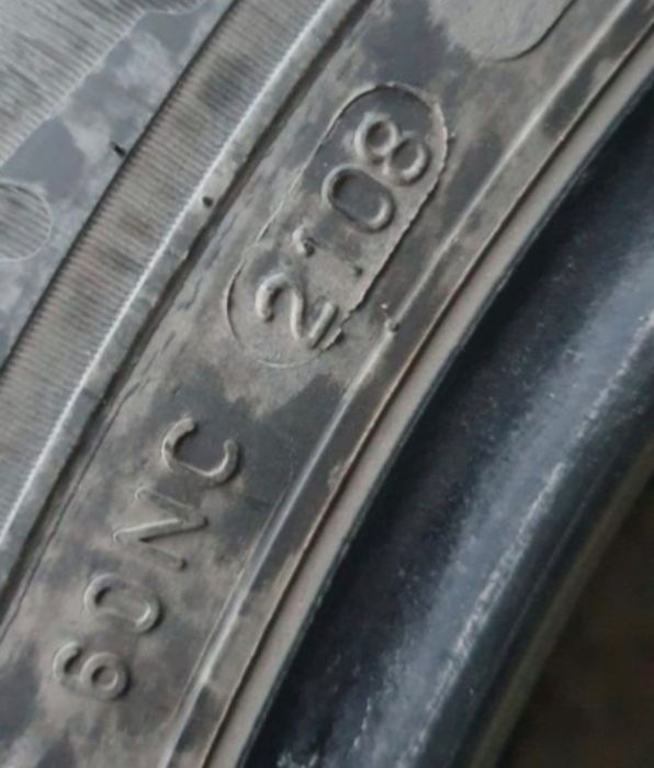 Резина зимова 225/60 r18 протектор 5 мм