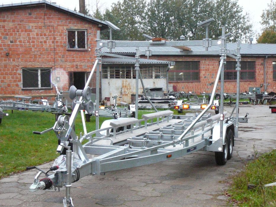 Jacht żaglowy LM-24 Motorsailer